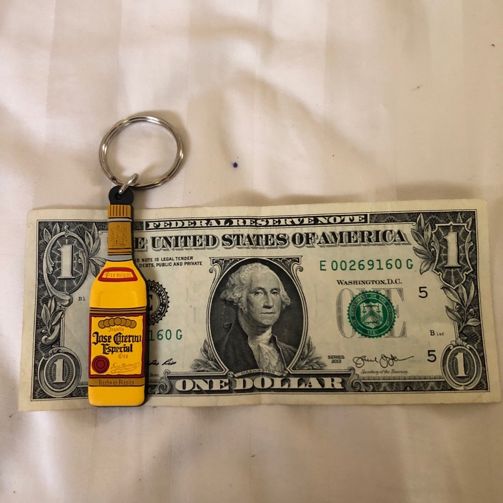 Jose Cuervo Keychain - Picture 2 of 3